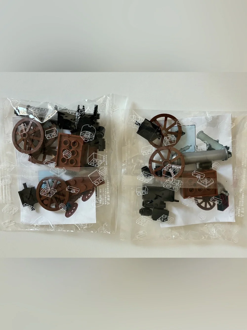LEGO Imperial Soldiers Minifigs ~LEGO Pirates Minifigures/LEGO Cannons Artillery
